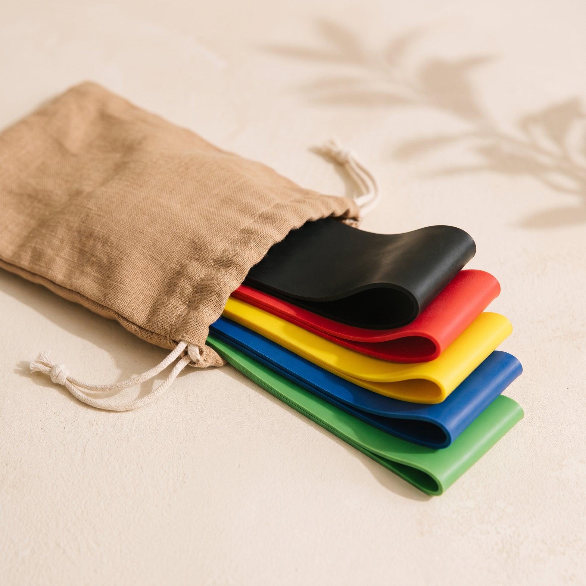 CurveOn Booty Bands — set with reusable travel carry pouch